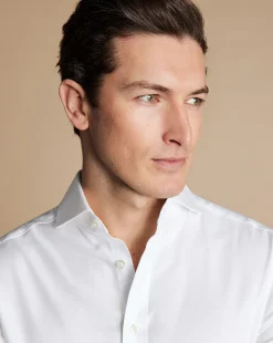 Dress Shirts|White Shirts<Charles Tyrwhitt Extreme Spread Collar Non-Iron Twill Shirt - White