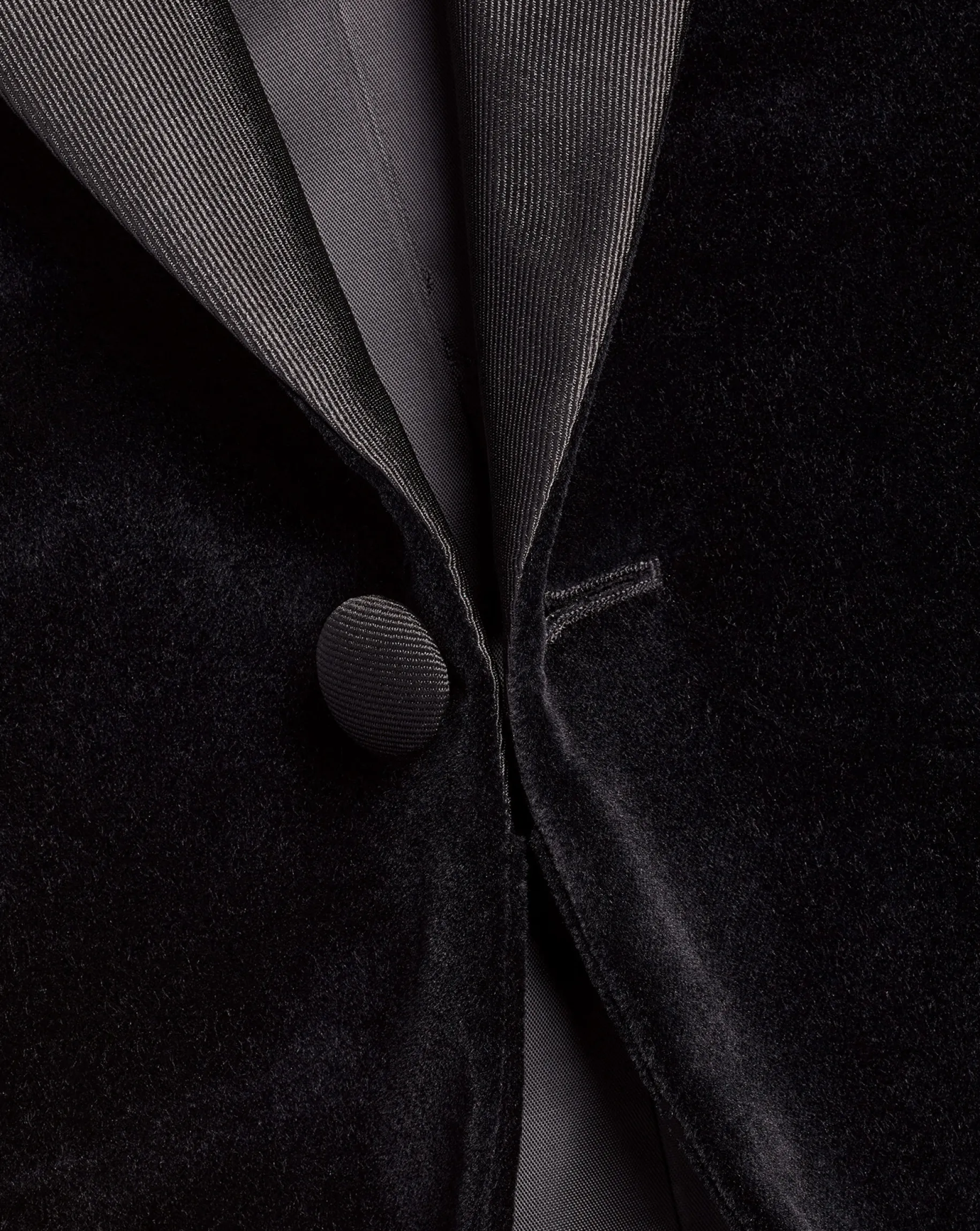 Black Tie|Wedding<Charles Tyrwhitt Italian Velvet Jacket - Black