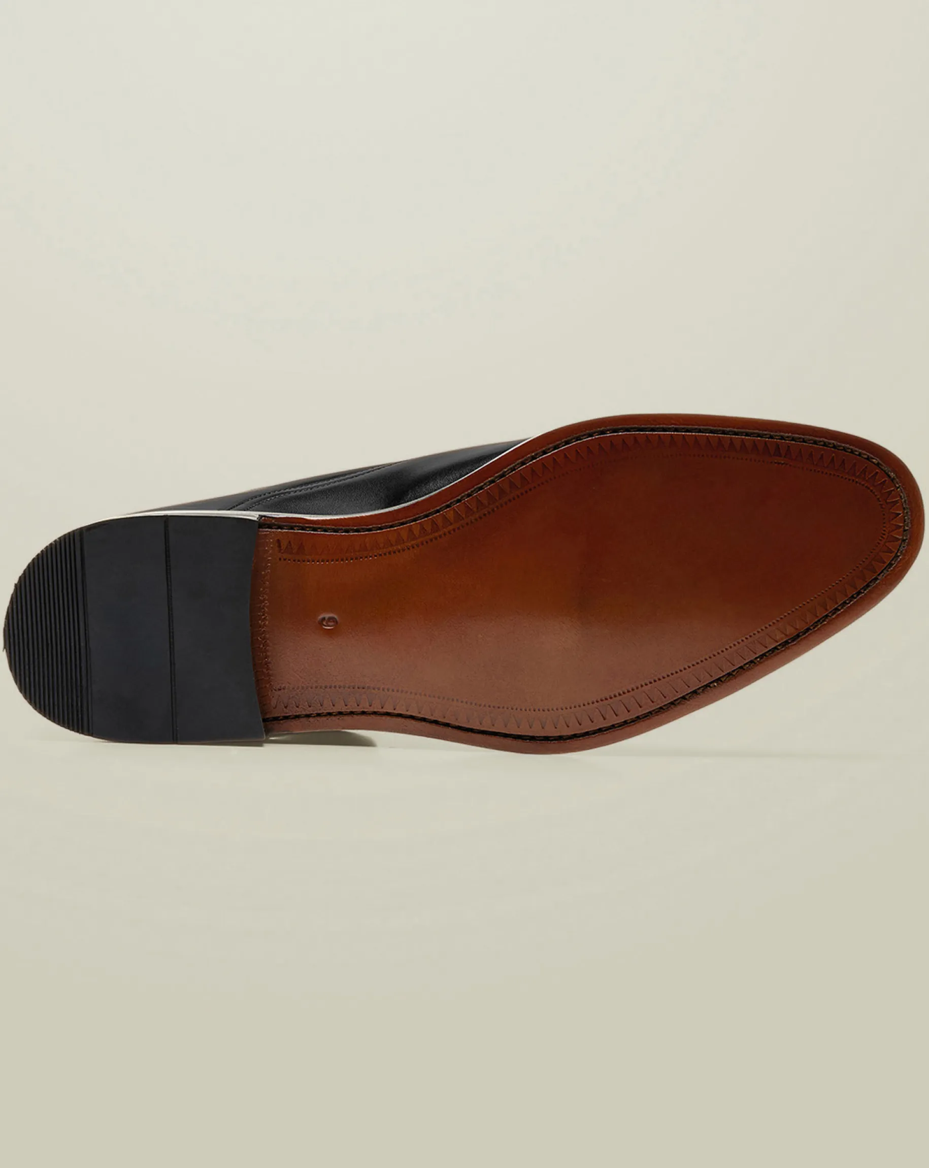 Smart Shoes|Black Shoes<Charles Tyrwhitt Leather Oxford Shoes - Black