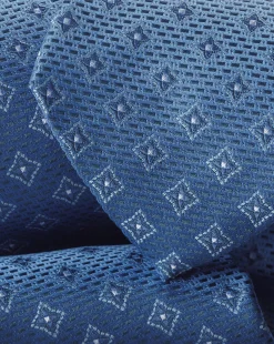 Accessories<Charles Tyrwhitt Medallion Pattern Silk Tie - Cornflower Blue