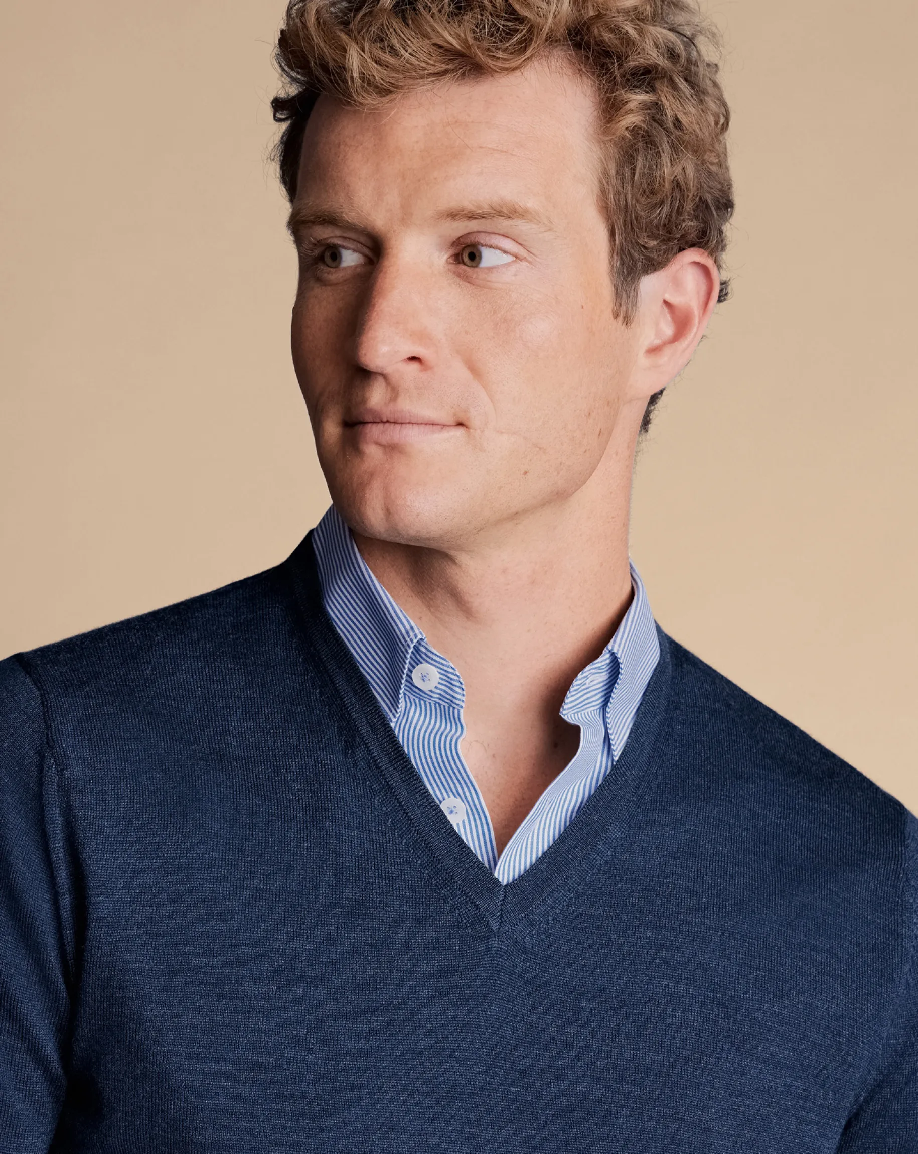 V-Neck Sweaters|Sweaters<Charles Tyrwhitt Merino V-Neck Sweater - Ink Blue
