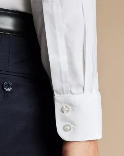 Dress Shirts|White Shirts<Charles Tyrwhitt Non-Iron Royal Oxford Shirt - White