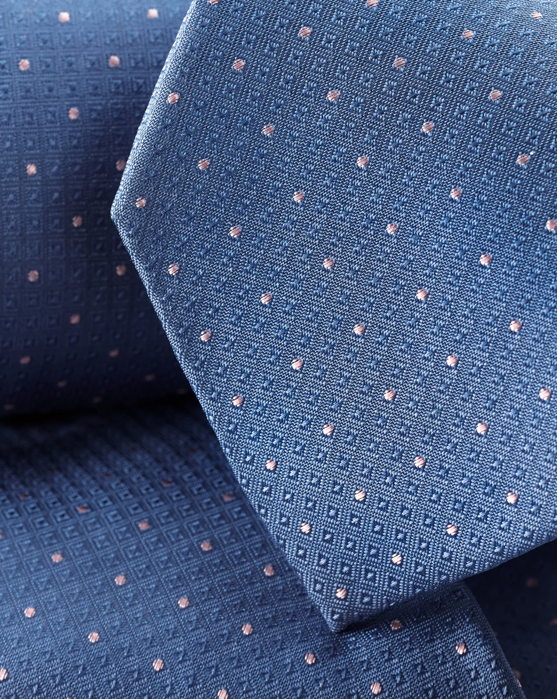 Accessories<Charles Tyrwhitt Polka Dot Silk Tie - Indigo Blue