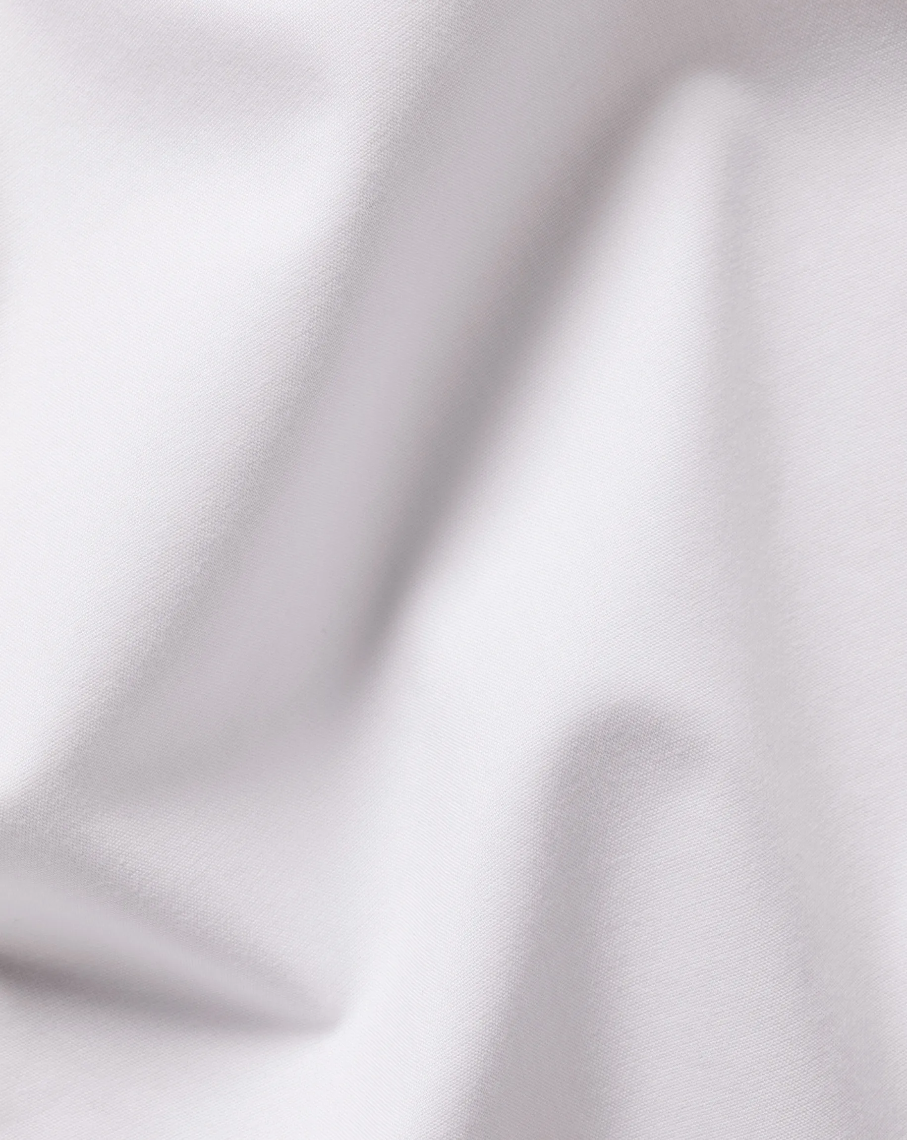 Dress Shirts|White Shirts<Charles Tyrwhitt Spread Collar Non-Iron Poplin Shirt - White