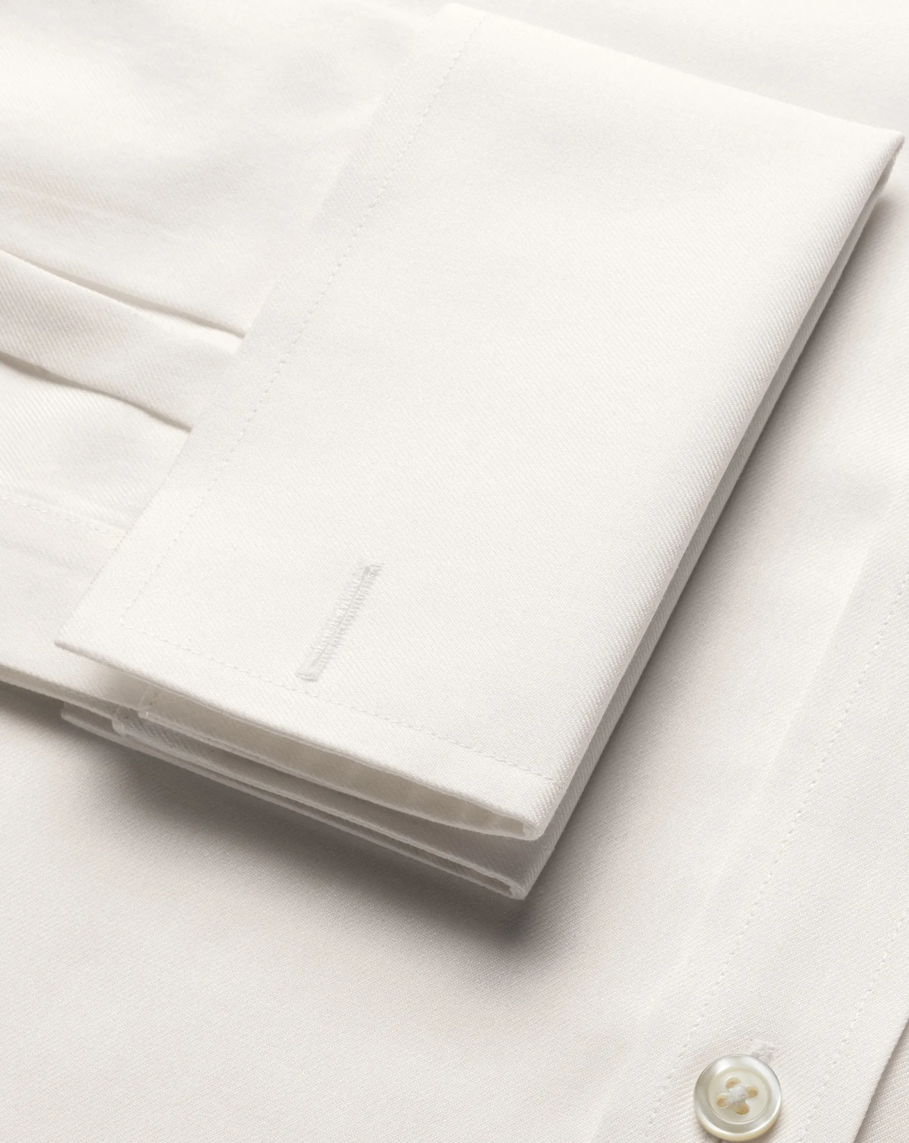 Dress Shirts|Extra Slim Fit Shirts<Charles Tyrwhitt Spread collar Non-Iron Twill Shirt - Ivory