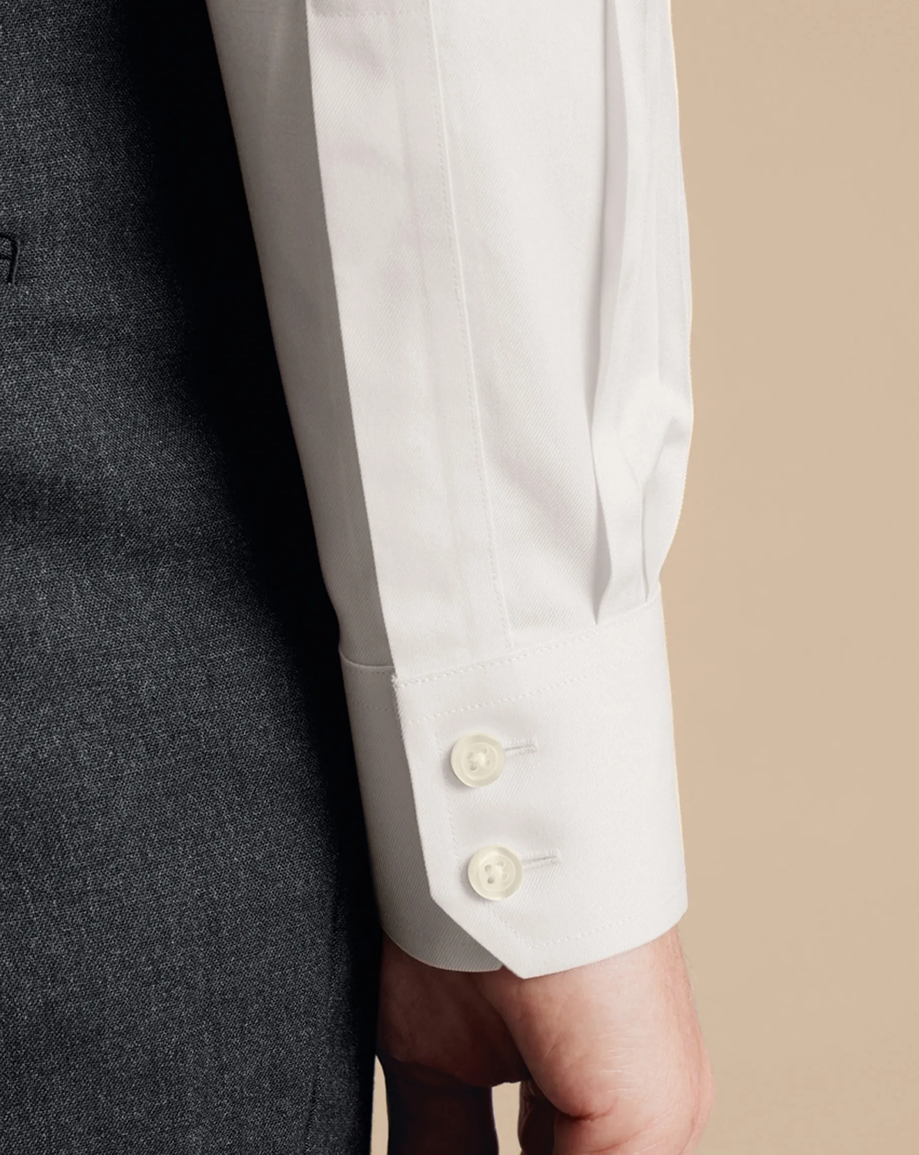 Dress Shirts|Non-Iron Shirts<Charles Tyrwhitt Spread Collar Non-Iron Twill Shirt - Ivory White